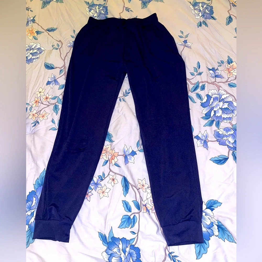 Distressed Set 💙 - Picture 2 of 3